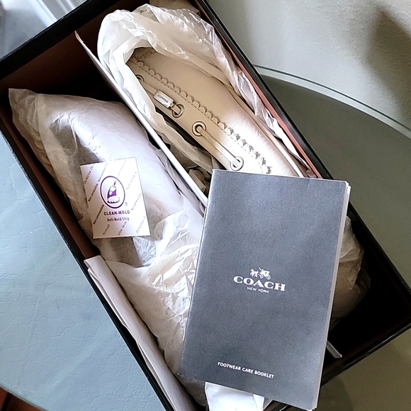 Coach Olympia Tassel PEB Grain - Picture 5 of 6